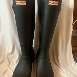 Black Hunter boots 12